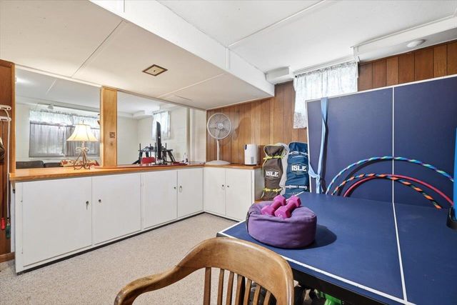 408 ROBIN ST, Staunton, VA 24401