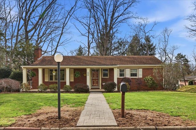 408 ROBIN ST, Staunton, VA 24401