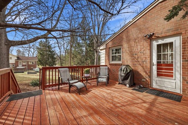 408 ROBIN ST, Staunton, VA 24401