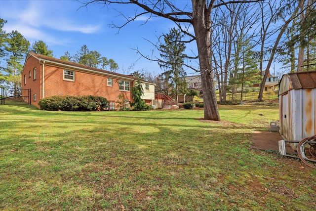 408 ROBIN ST, Staunton, VA 24401