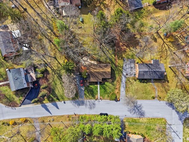 408 ROBIN ST, Staunton, VA 24401