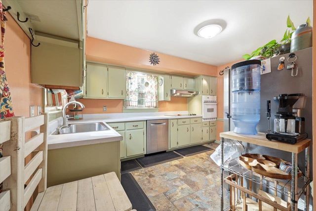 408 ROBIN ST, Staunton, VA 24401