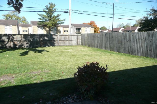 2732 Prescott Drive, Mishawaka, IN 46544