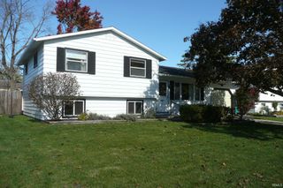 2732 Prescott Drive, Mishawaka, IN 46544