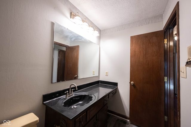 4537 Whirlaway Drive, Indianapolis, IN 46237