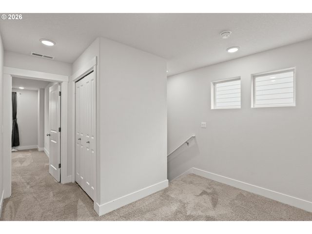 15215 Nw ORCHID St, Portland, OR 97229