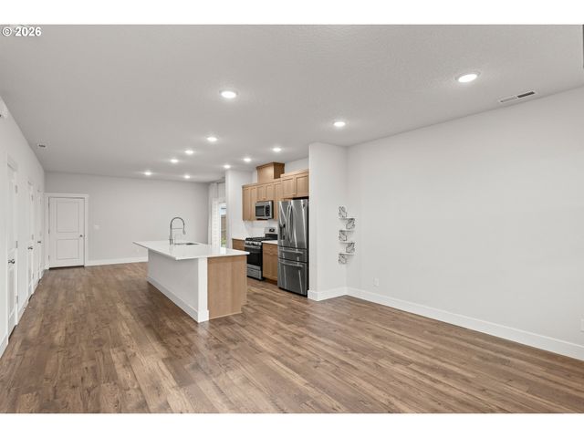 15215 Nw ORCHID St, Portland, OR 97229