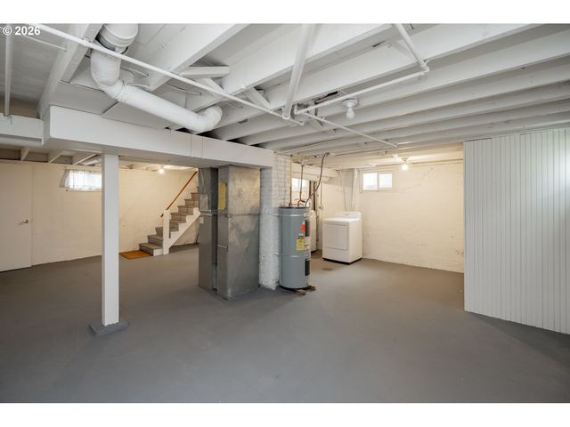 102 Ne 45TH Ave, Portland, OR 97213
