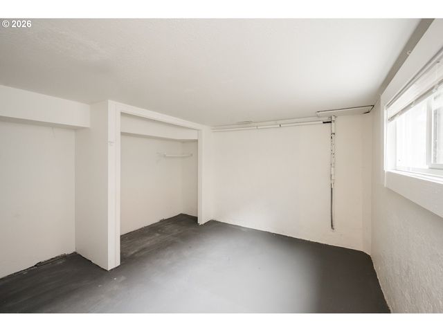 102 Ne 45TH Ave, Portland, OR 97213