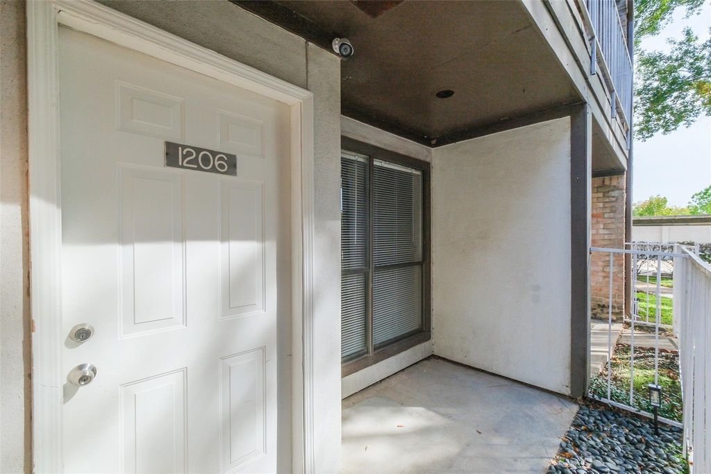 6633 W Airport Boulevard 1206, Houston, TX 77035