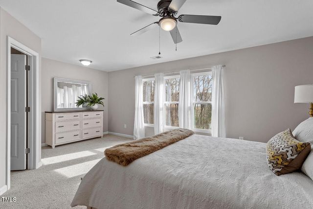 886 John Street, Clayton, NC 27520