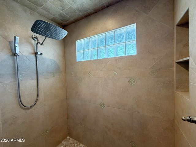 811 E Chilton Drive, Tempe, AZ 85283