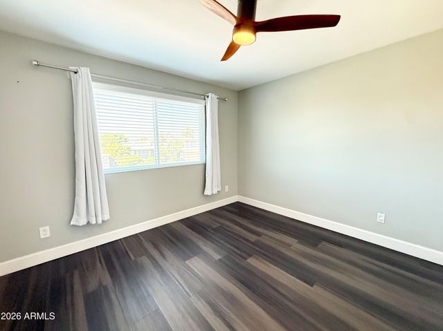 811 E Chilton Drive, Tempe, AZ 85283