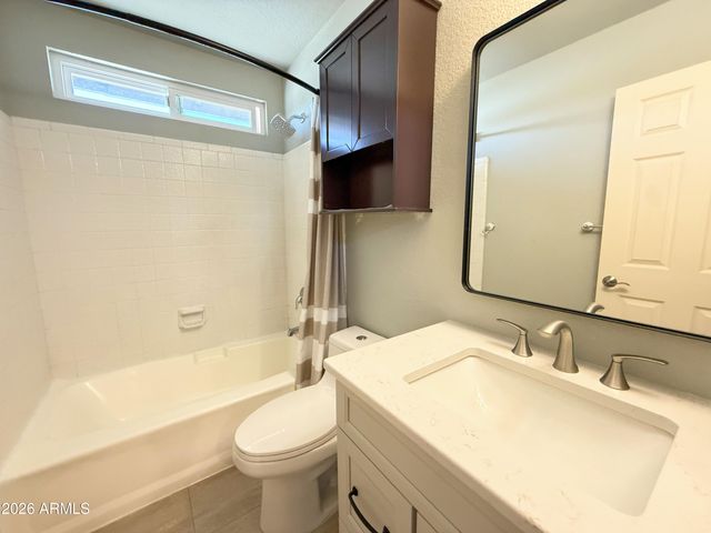 811 E Chilton Drive, Tempe, AZ 85283