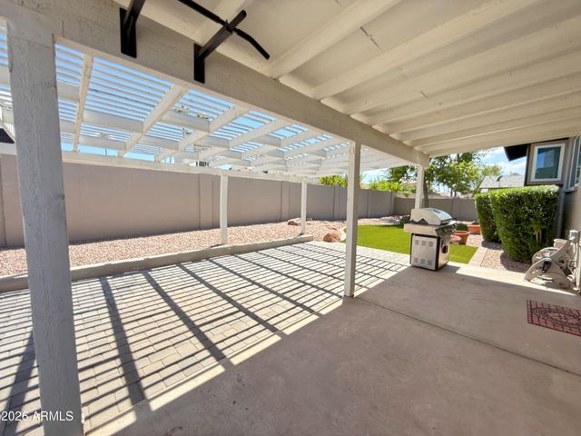 811 E Chilton Drive, Tempe, AZ 85283