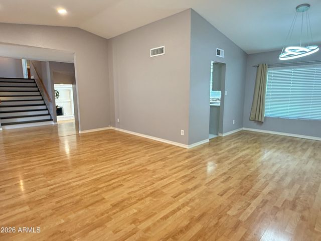 811 E Chilton Drive, Tempe, AZ 85283