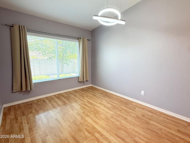 811 E Chilton Drive, Tempe, AZ 85283