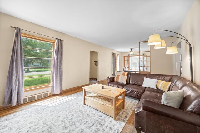 505 1st Street NE, Buffalo, MN 55313