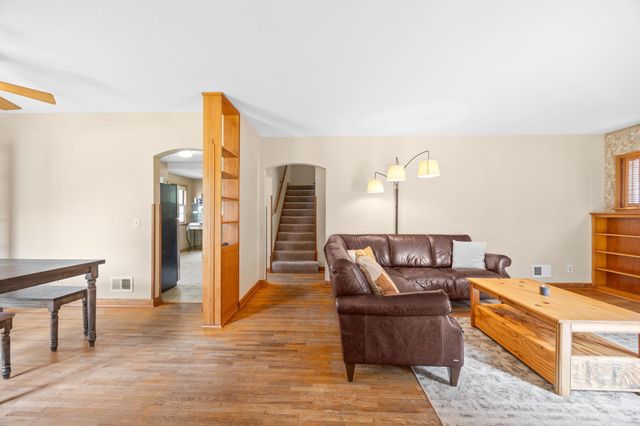 505 1st Street NE, Buffalo, MN 55313