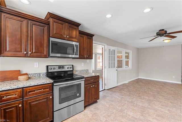 4861 Rochambeau DR, Williamsburg, VA 23188