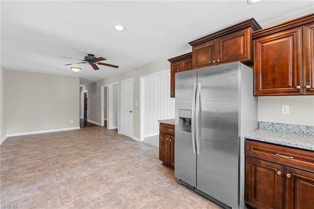 4861 Rochambeau DR, Williamsburg, VA 23188