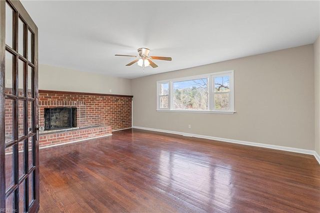 4861 Rochambeau DR, Williamsburg, VA 23188