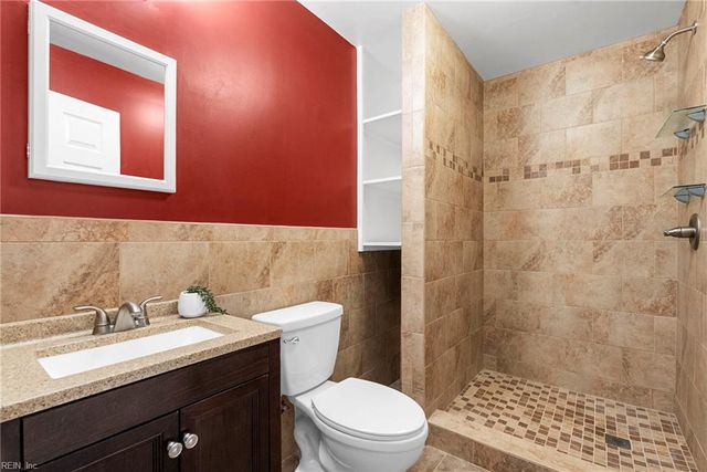 4861 Rochambeau DR, Williamsburg, VA 23188