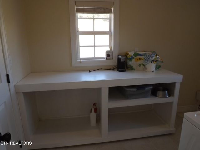 223 Ulysses Daniels Lane, Harrogate, TN 37752