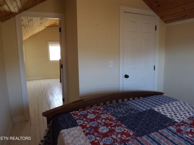 223 Ulysses Daniels Lane, Harrogate, TN 37752