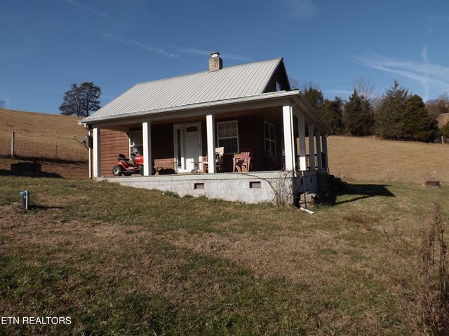 223 Ulysses Daniels Lane, Harrogate, TN 37752