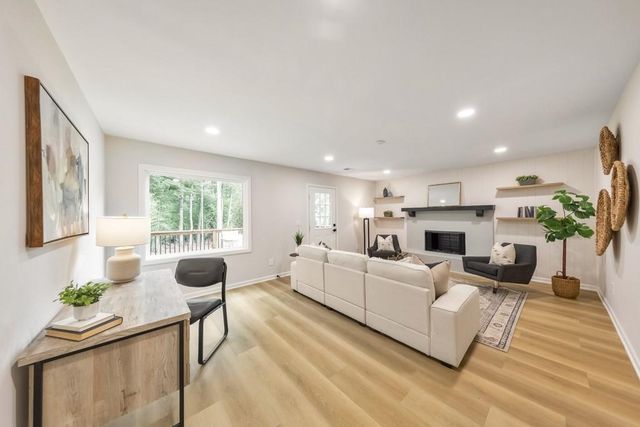 1548 Sprayberry Drive, Marietta, GA 30066
