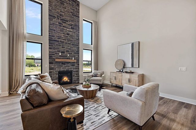 4076 Spring Meadow Drive, Sterling Heights, MI 48314