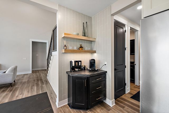 4076 Spring Meadow Drive, Sterling Heights, MI 48314