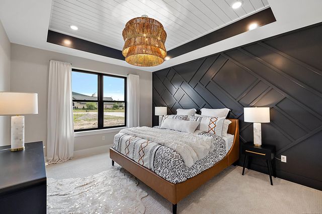 4076 Spring Meadow Drive, Sterling Heights, MI 48314