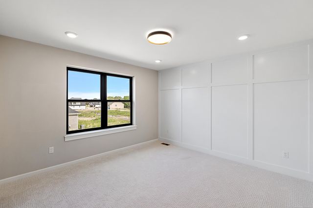 4076 Spring Meadow Drive, Sterling Heights, MI 48314