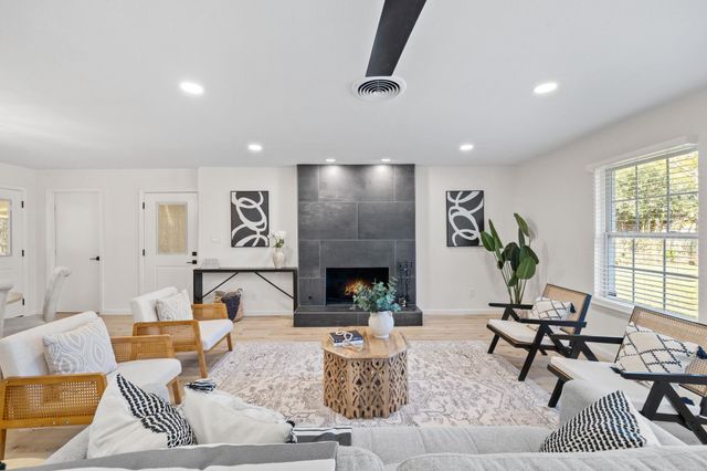 3012 Hunt TRL, Austin, TX 78757