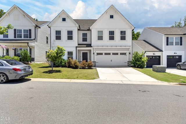 114 Curling Creek Drive, Clayton, NC 27527