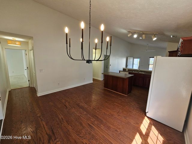 5014 N Hampton Drive SE, Southport, NC 28461