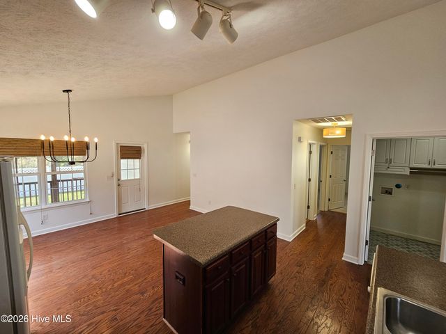 5014 N Hampton Drive SE, Southport, NC 28461