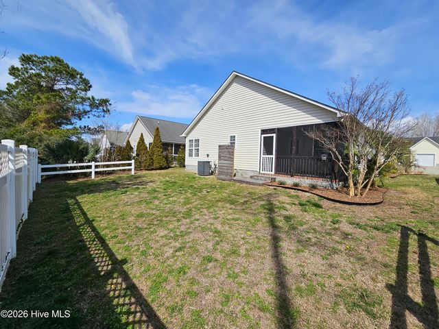 5014 N Hampton Drive SE, Southport, NC 28461