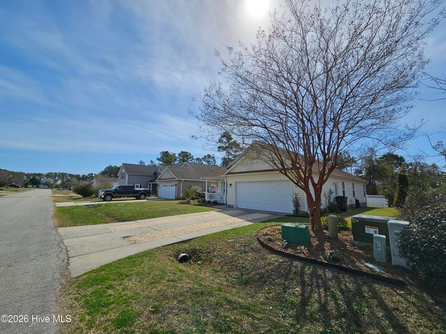 5014 N Hampton Drive SE, Southport, NC 28461