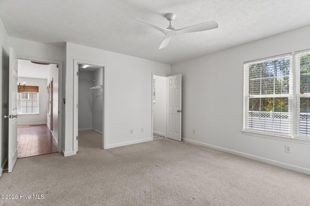 5014 N Hampton Drive SE, Southport, NC 28461