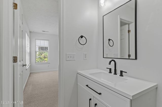 5014 N Hampton Drive SE, Southport, NC 28461