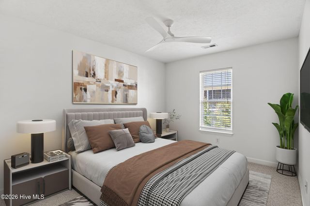 5014 N Hampton Drive SE, Southport, NC 28461