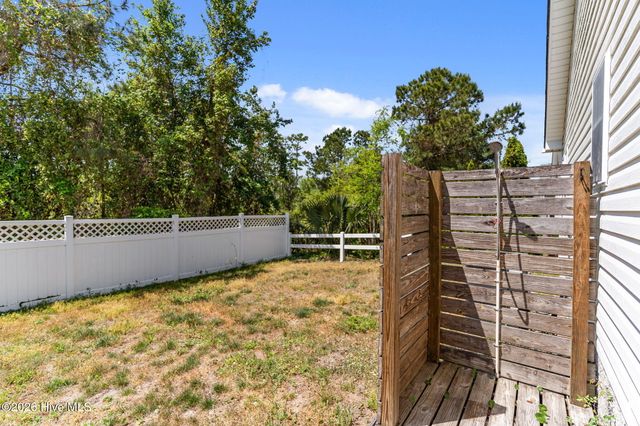 5014 N Hampton Drive SE, Southport, NC 28461