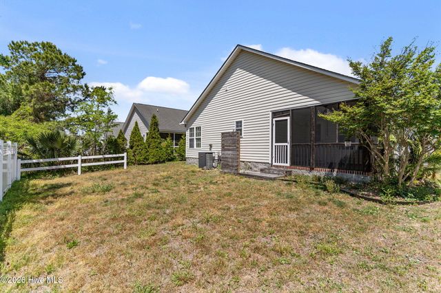 5014 N Hampton Drive SE, Southport, NC 28461