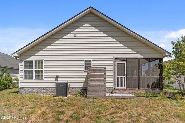 5014 N Hampton Drive SE, Southport, NC 28461