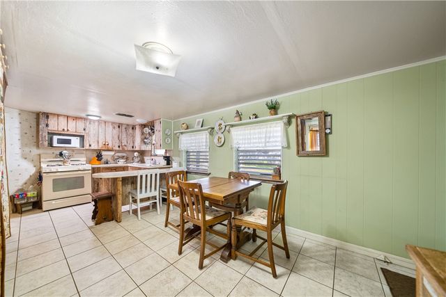 2704 Auther St, Corpus Christi, TX 78410