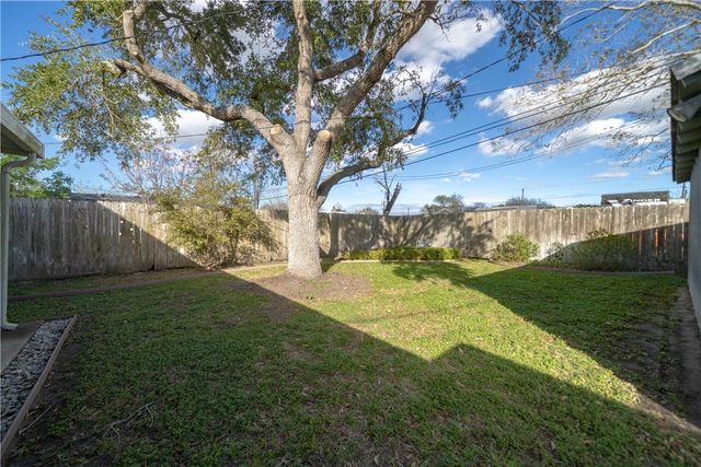 2704 Auther St, Corpus Christi, TX 78410