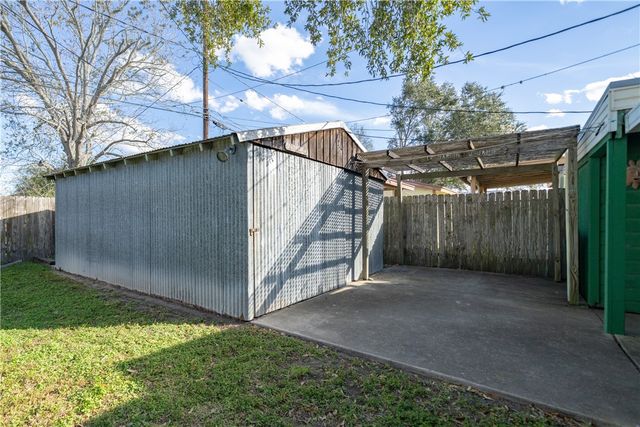 2704 Auther St, Corpus Christi, TX 78410